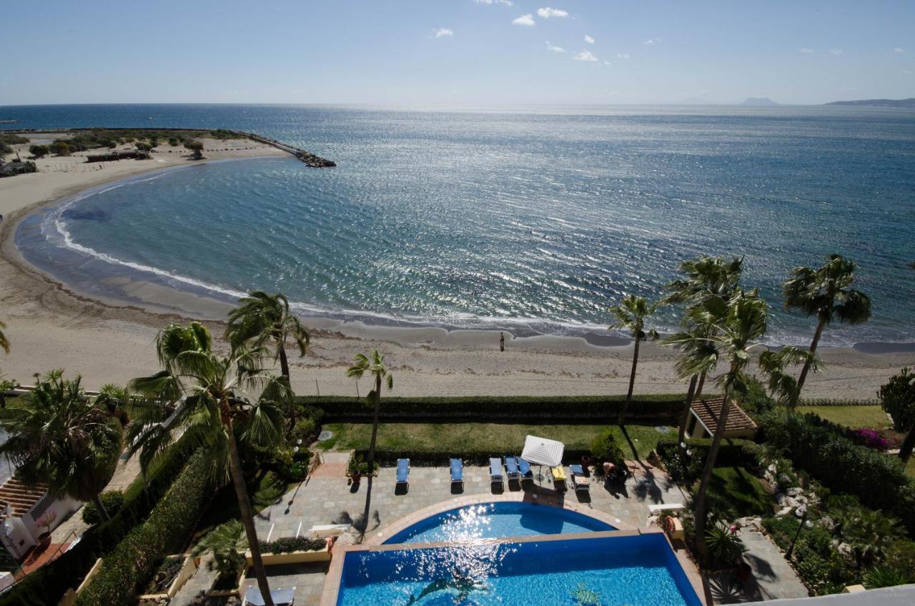 El Coral Apartment - First Beach Line เอสเตโปนา ภายนอก รูปภาพ